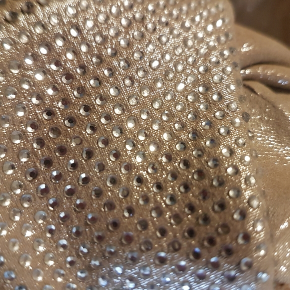 VINCE CAMUTO VC-BARITA SZ 6M TAN METALLIC SUEDE LOOK BLING SlipOn Sneaker - Picture 10 of 17